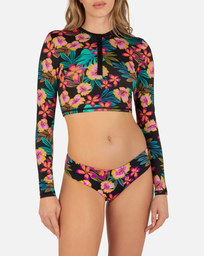 fiji fantasy long sleeve crop rashguard scaled