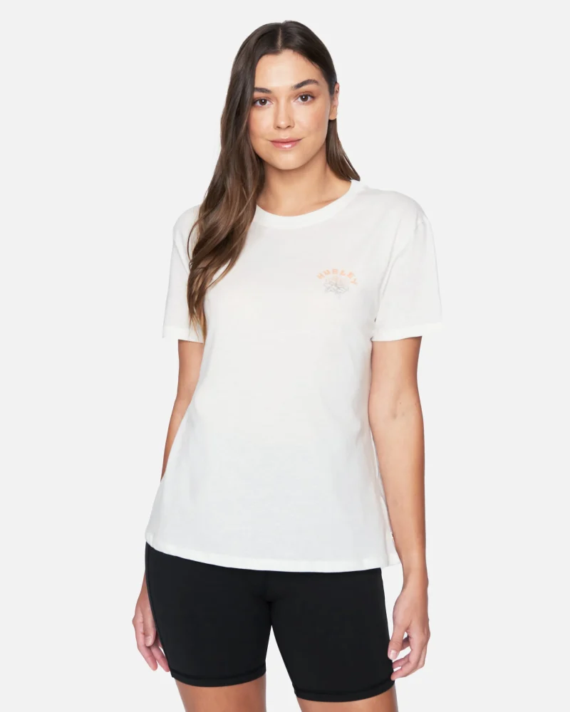 sophia relaxed girlfriend tee washed comfort scaled