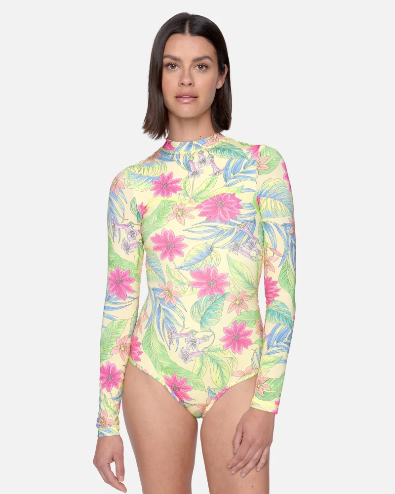 zip back cheeky surfsuit for women scaled